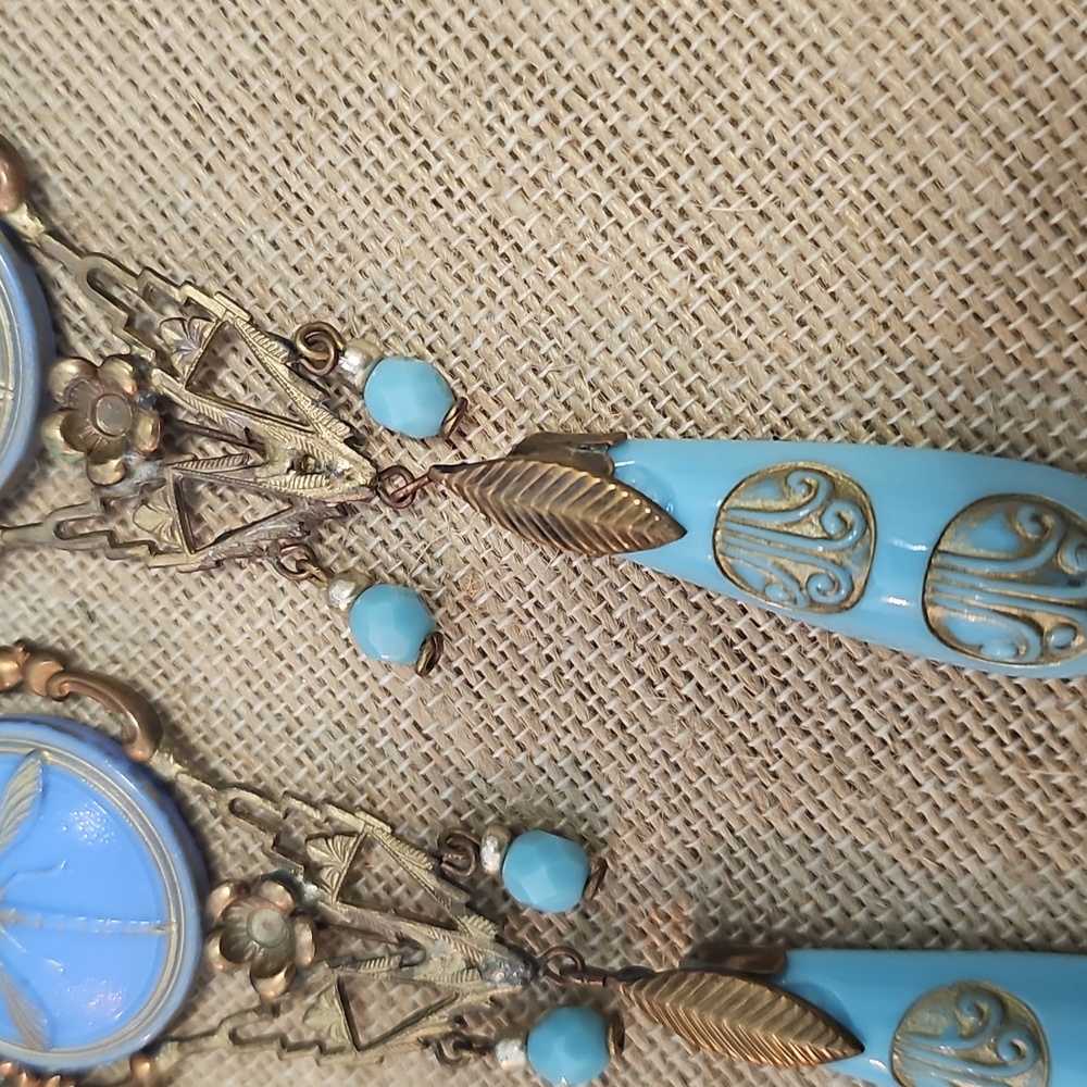 Czech Shoulder Duster Earrings - Picture 3 of 7